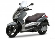 Yamaha X-Max 250